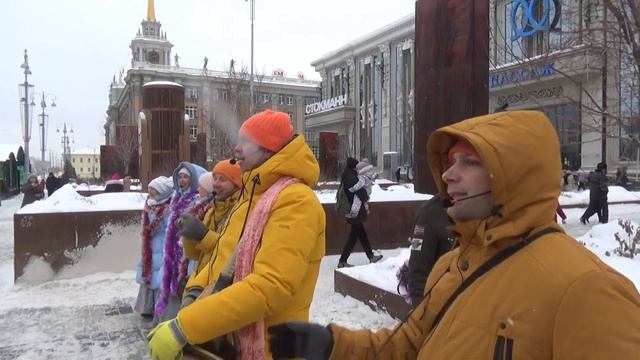 Радхарани ки джай. Фрагмент харинамы в Екатеринбурге. राधारानी की जय, महारानी की जय, 01/03/2023 смотреть онлайн