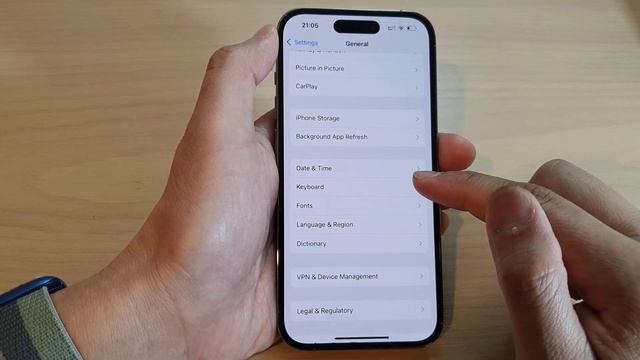 iPhone 14's/14 Pro Max: How to Turn On/Off Keyboard Memoji Stickers смотреть онлайн
