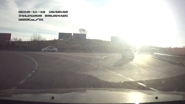 Вывалился на  кольцо после знака 