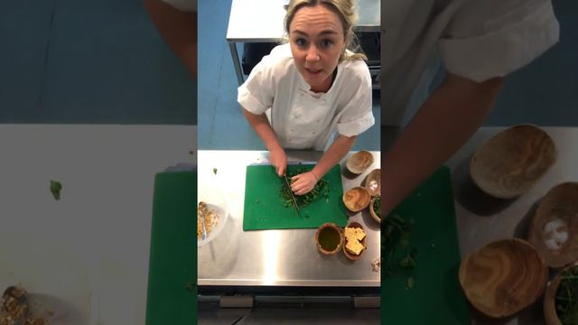 Easy Pesto Recipe Without A Food Processor смотреть онлайн