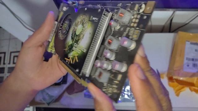 GEFORCE 8600GT E 9600GT 2 PLACAS LENDARIAS, UNBOXING смотреть онлайн