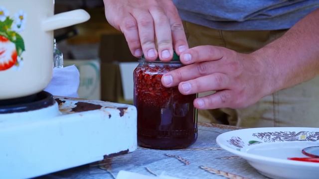 СЛАДОСТИ В ПОГРЕБ | ДЕЛАЕМ ЗАПАСЫ НА ЗИМУ | ЖИЗНЬ В ДЕРЕВНЕ смотреть онлайн