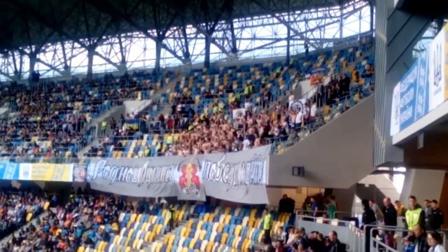 Голі луганські ультрас смотреть онлайн
