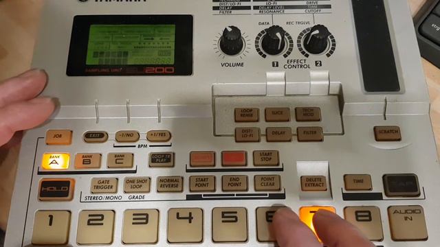 Yamaha SU-200 Hip Hop Beat 78 Bpm смотреть онлайн