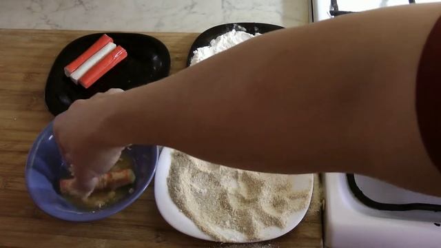 Жарим крабовые палочки с дочкой. Чо ПОХАВАТЬ.#чопохавать, смотреть онлайн