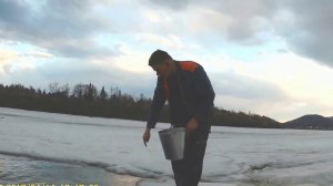 Провалился на льду