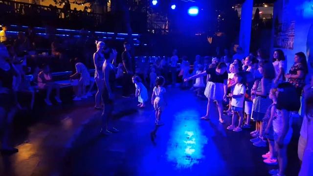 Cola,Fanta,Sprite game.Mini disco in Turkey смотреть онлайн