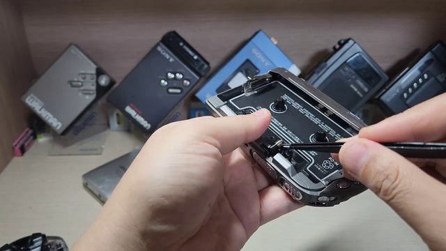 Sony WM-EX922 Repair Cassette Player Walkman смотреть онлайн