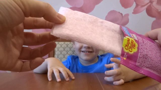 Кот Том  Сладкая вата Chupa Chups превращается в жвачку Bubble Gum во рту