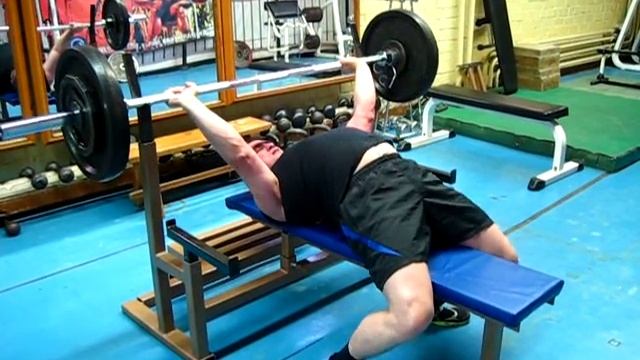 Техника лИфтерского жима смотреть онлайн