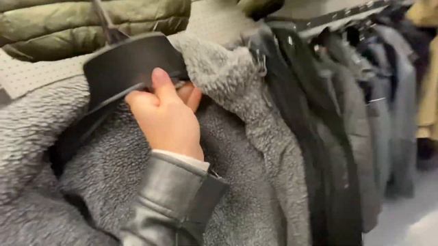 Проверила зрение/Обзор магазина Going Going Gone/Ищу зимнюю куртку смотреть онлайн