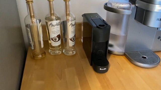 Nespresso Essenza Mini Espresso Machine by Breville Review смотреть онлайн