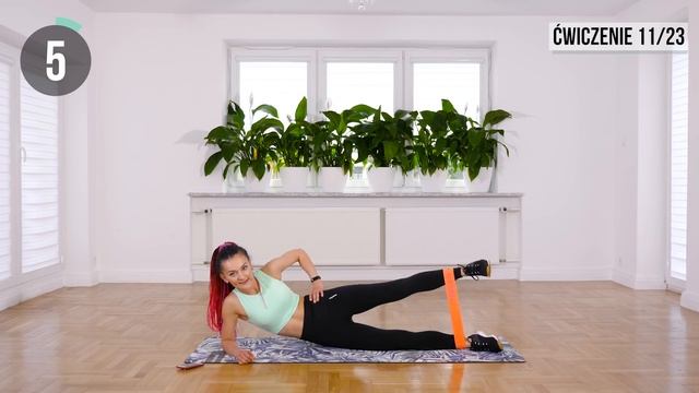 POŚLADKI Z GUMĄ - TRENING MODELUJĄCY NOGI Z TAŚMĄ OPOROWĄ MINI BAND смотреть онлайн