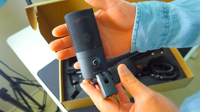 【この価格でいいの!?】USBケーブル１本で接続可能なコンデンサーマイク！マイクアームやポップガードまで付いててコスパ最強！FIFINE T669