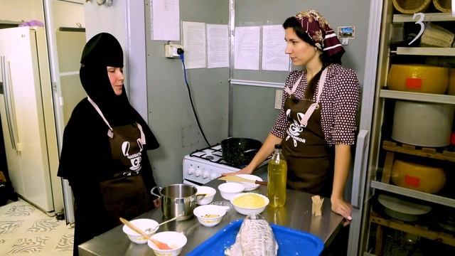 Чаевать с Сельчанкой #11 "Речная свинья" по-монастырски смотреть онлайн