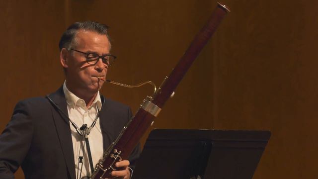 Bernard Garfield (b. 1924): Etude #16 Andante, molto dolce (2003) смотреть онлайн