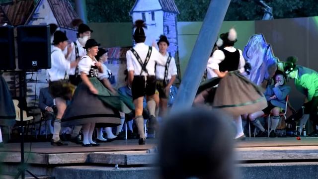 Dancers at Bühl am Alpsee - Immenstadt (Bayern, Germany) смотреть онлайн