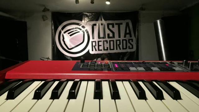 Roots Dub Trio, Farfisa смотреть онлайн