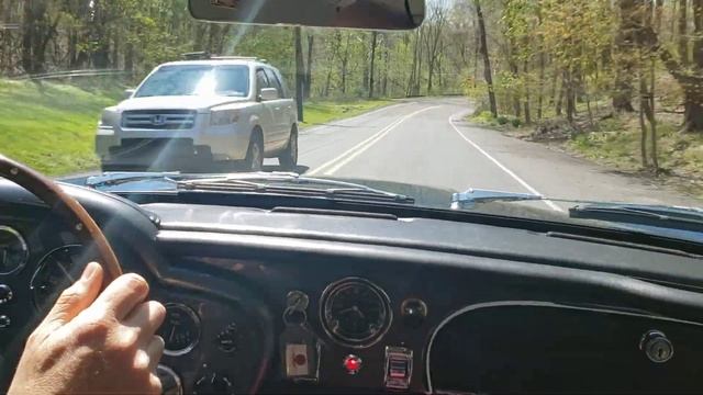 Aston Martin DB5 test drive смотреть онлайн