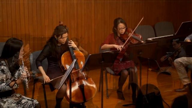 Wolfgang Amadeus MOZART (1756-1791) - Flute quartet in C, K285b смотреть онлайн