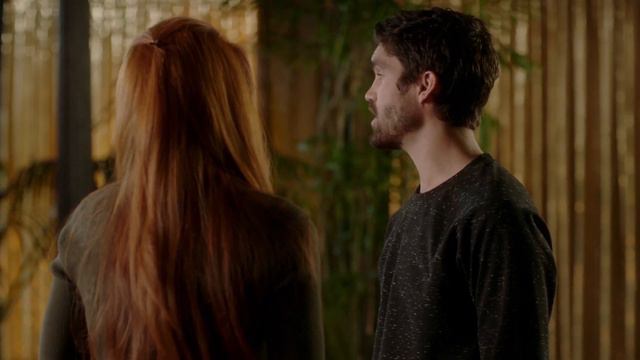 Famous in Love | Season 2, Episode 6 Sneak Peek: The Wrap Party | Freeform смотреть онлайн
