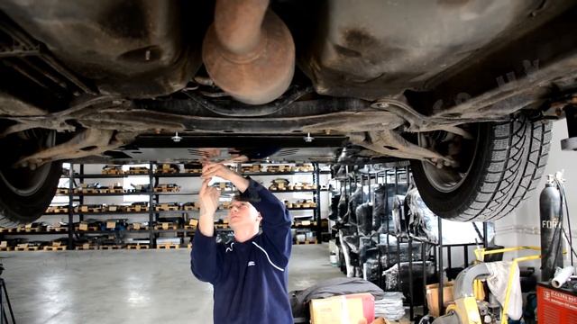 Toyota Avensis Steel Engine Sump Guard смотреть онлайн