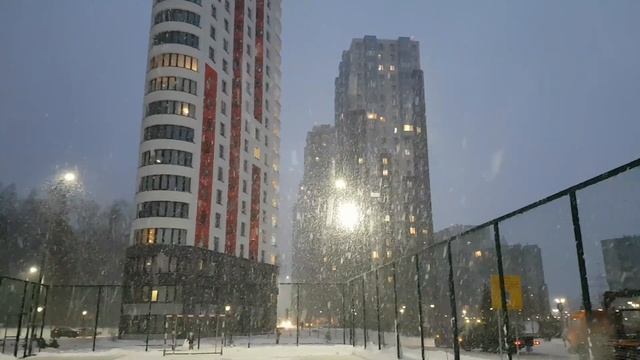 Снегопад, это божественное волшебство природы Вселенной. смотреть онлайн