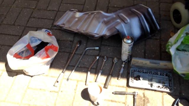 TOYOTA RAV4 4X4 Alternator and Steering Belts change смотреть онлайн