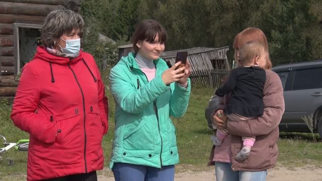 В поселке Апсагачево появилась новая библиотека смотреть онлайн