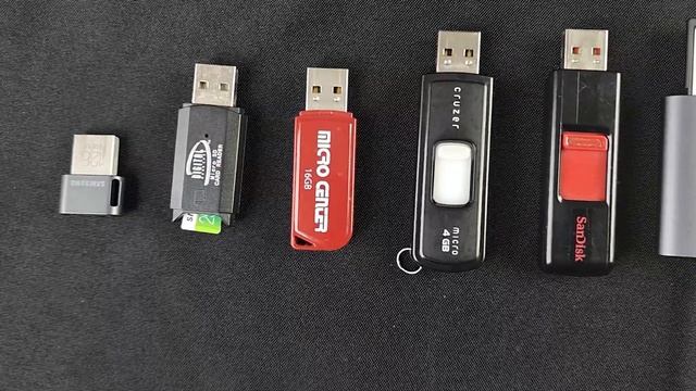 Should You Buy a Gemini GMX Pro Media Player? смотреть онлайн