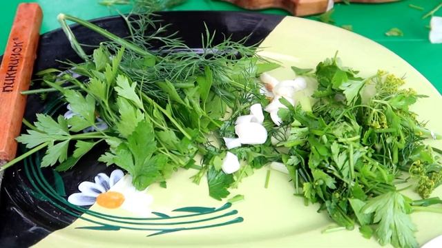 СВИНЫЕ УШИ к ПИВУ на МАНГАЛЕ Мангальная серия 1 смотреть онлайн