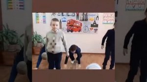 Поздравление от мальчиков 5 класса на 8 марта