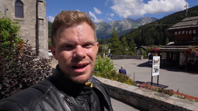 Solo Riding La Route Des Grandes Alpes - TOUR DE FRANCE ROUTE - Europe Touring Ep. 7 смотреть онлайн