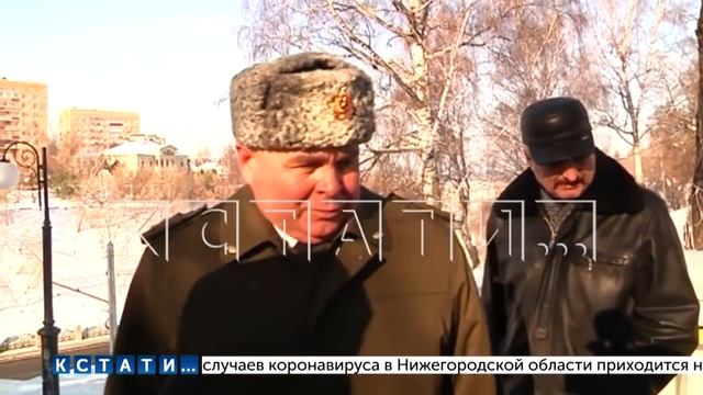 Cтупени Театральной лестницы заменили на прессованный бетон, который не простоял и полгода смотреть онлайн