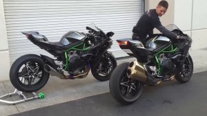 Hear Kawasaki's H2 & H2R Roar - Which is LOUDER?