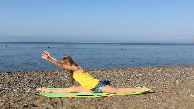 Ежедневная лёгкая тренировка на каникулах| DAILY LIGHT WORKOUT ON VACATION смотреть онлайн