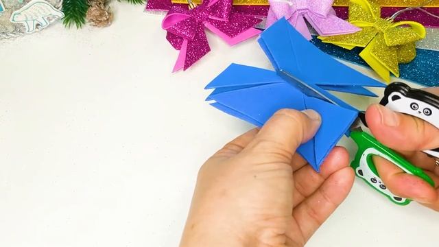 Новогодние игрушки - бантики на ёлку. Как сделать игрушки на ёлку своими руками. смотреть онлайн