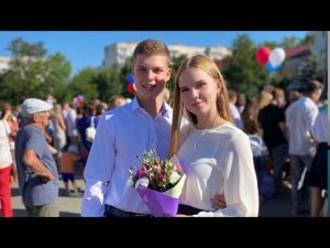 Первый раз в первый класс. И в одиннадцатый.