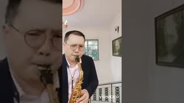 George Michael: Careless Whisper Saxophone Intro смотреть онлайн