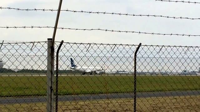 Kastrup Airport aeroplane take off смотреть онлайн