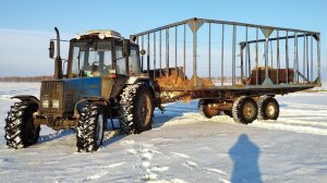 МТЗ 892. 2. МТЗ 1523.  МТЗ 1221 и МТЗ 50.  Возим солому с поля по домам!(Сезон 2019)