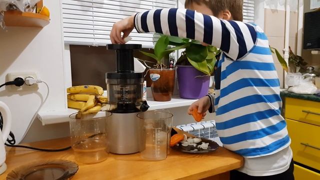 Фреш из лука и морковки))) смотреть онлайн