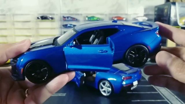 Chevrolet Corvette - Ferrari f40 - Chevy Silverado смотреть онлайн