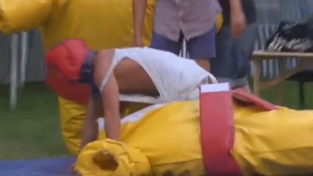 Бойцовский клуб в стиле сумо смотреть онлайн