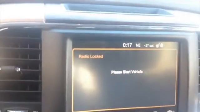 Машина живет своей жизнью. Dodge RAM 2013+ смотреть онлайн