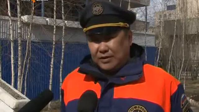 К Ленску приближается ледоход смотреть онлайн