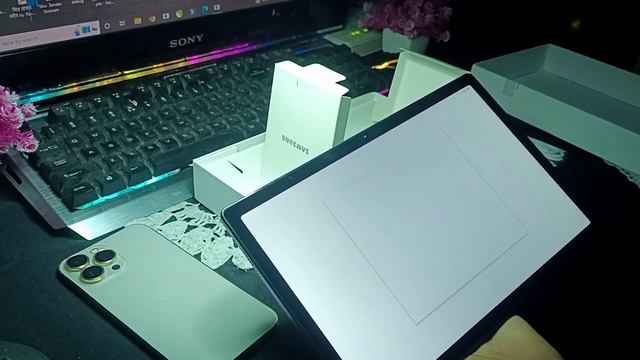 Samsung Galaxy Tab A8 Unboxing Quick Look @TechBurner