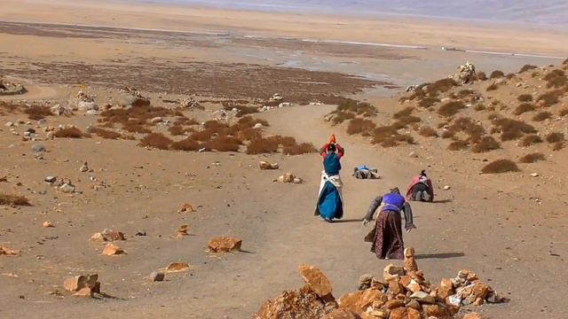 Кайлас. Кора в новолуние.А так же таинственное озеро Manasarovar смотреть онлайн