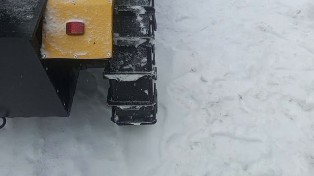 Гусеничный минитрактор. Небольшой обзор смотреть онлайн