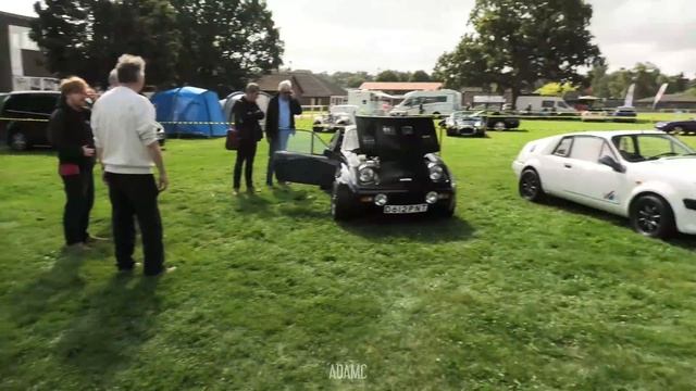 The Most AMAZING Show of FAKE Supercars! смотреть онлайн